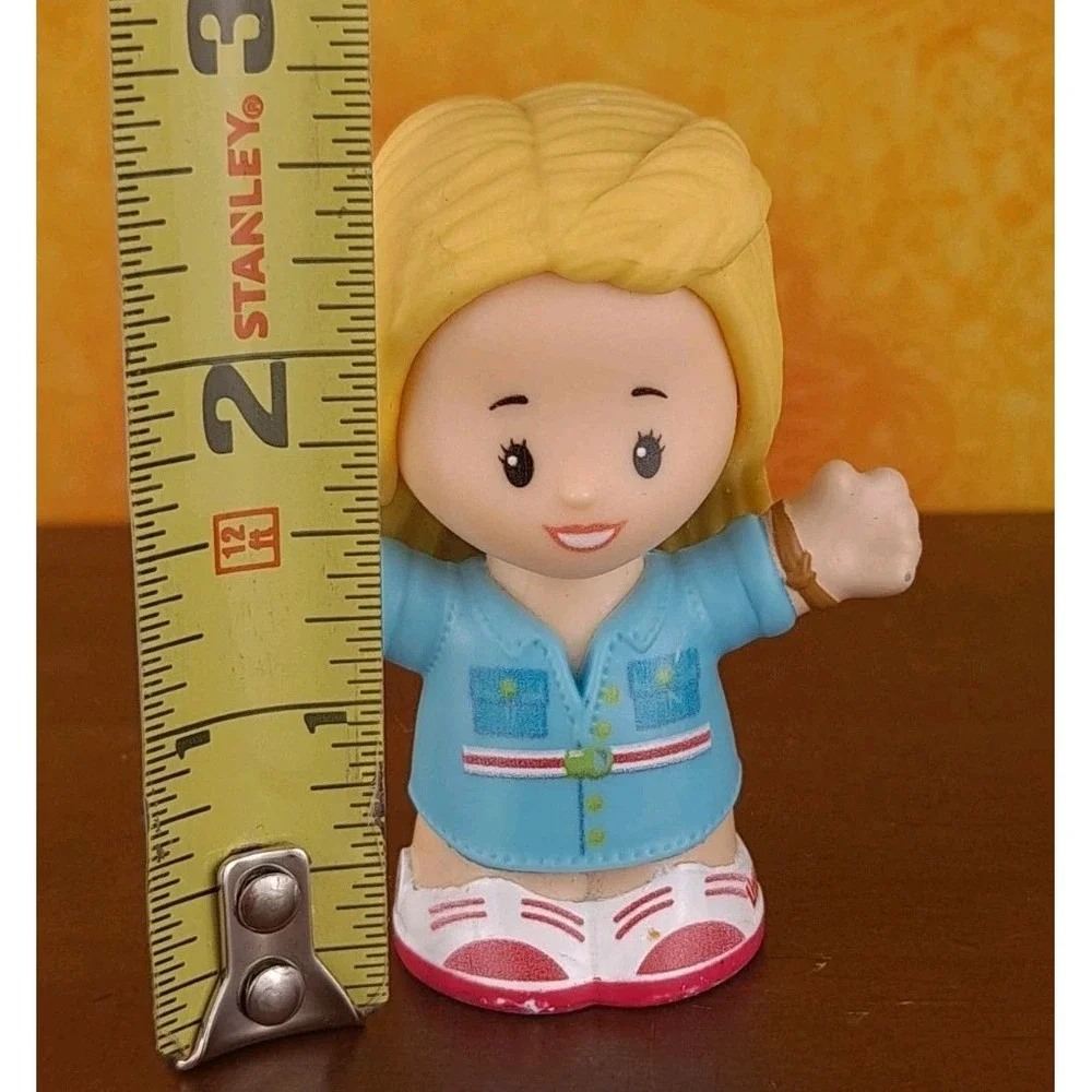 Fisher‎ Price Little People  Barbie Dreamhouse  Girl Blonde Hair And Blue Shirt